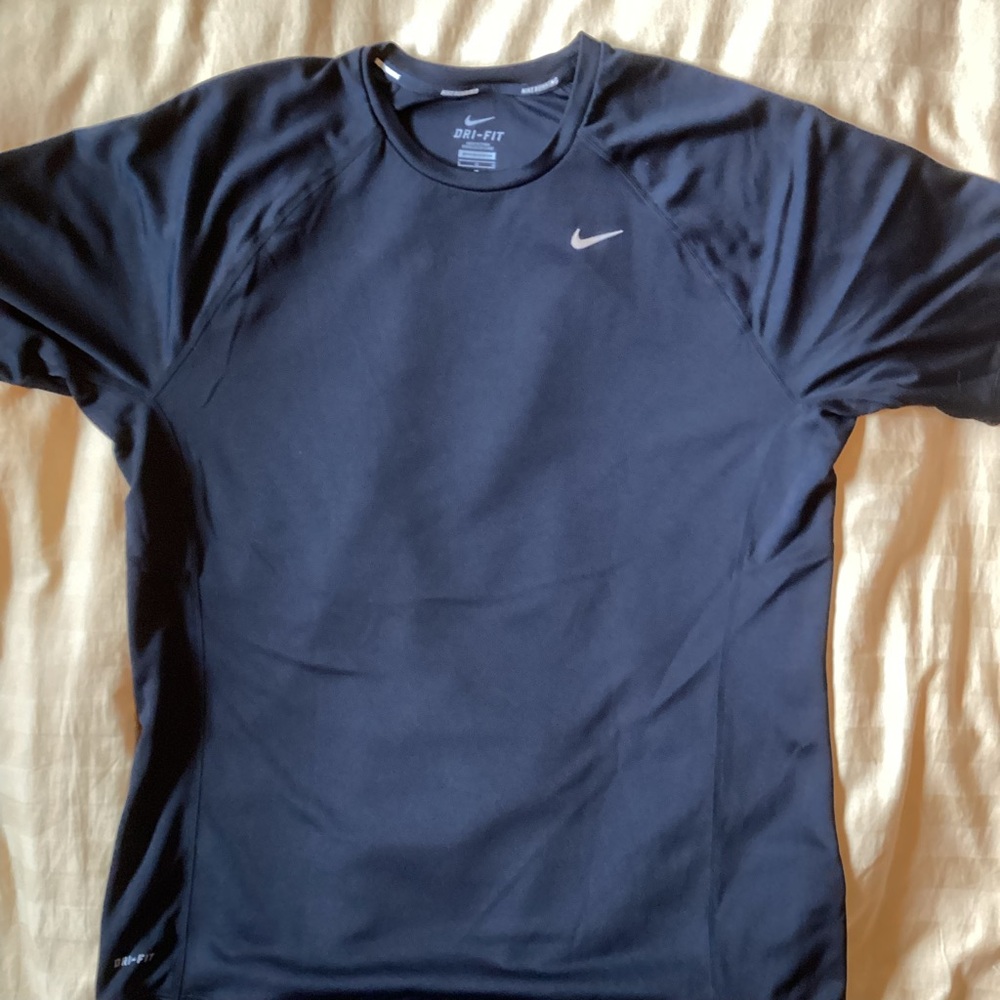 Black Nike Dri-fit running shirt. Men’s large.